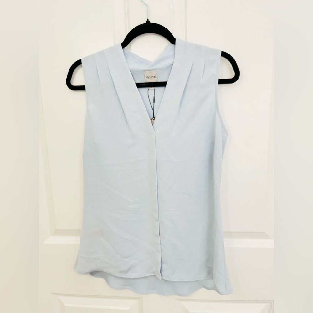 Nwt Anthropologie nic + zoe sky blue sleeveless blouse